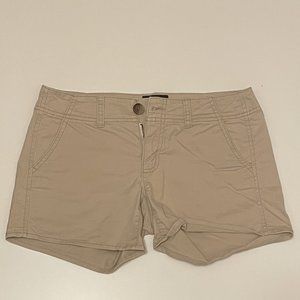 American Eagle Stretch tan shorts